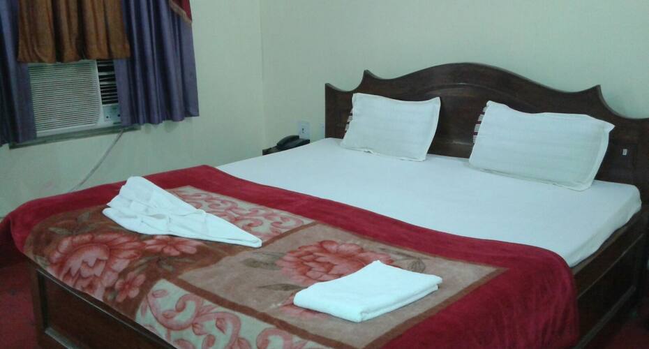 New Grand Hotel, Deoghar 5